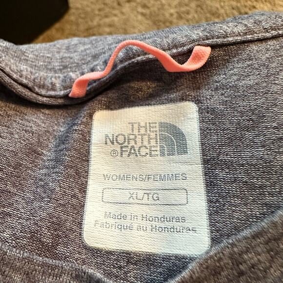The Northface women’s XL grey workout Tshirt - Picture 8 of 8